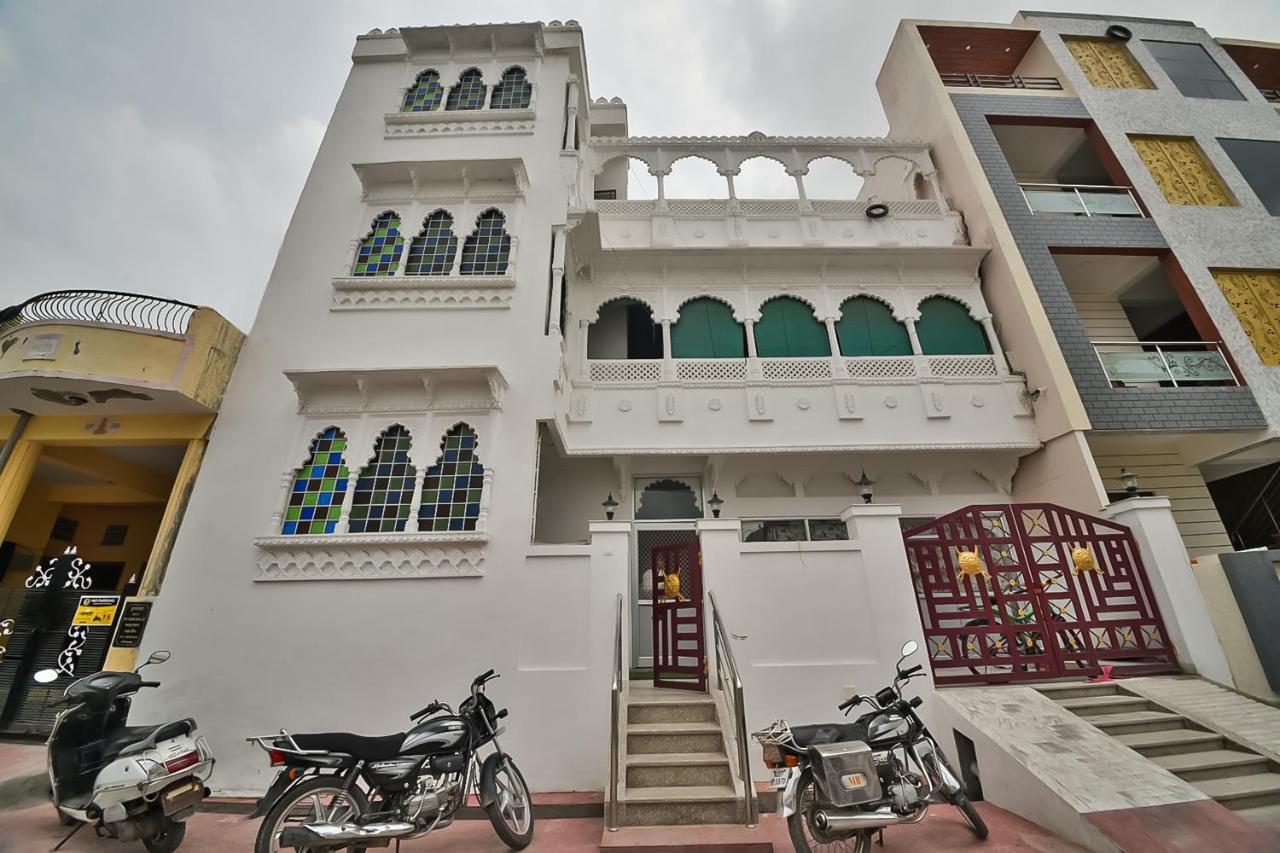 Oyo 62197 Shri Madan Mahal Indaur Kültér fotó